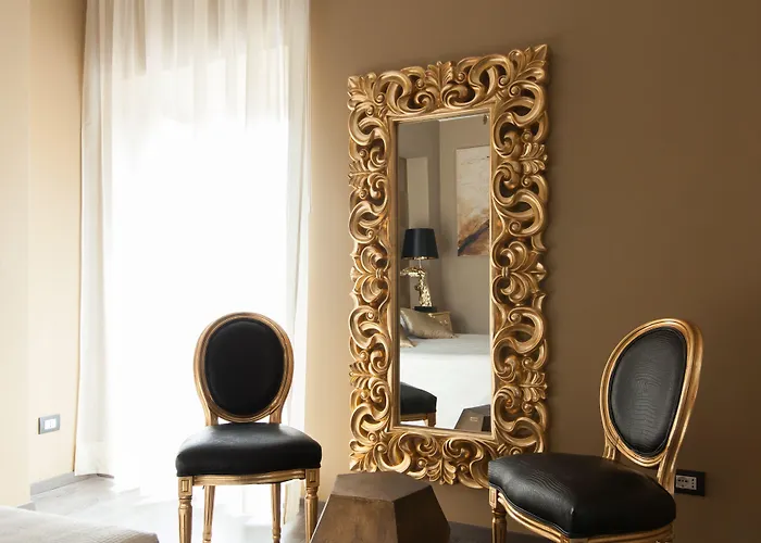 Town House 4*